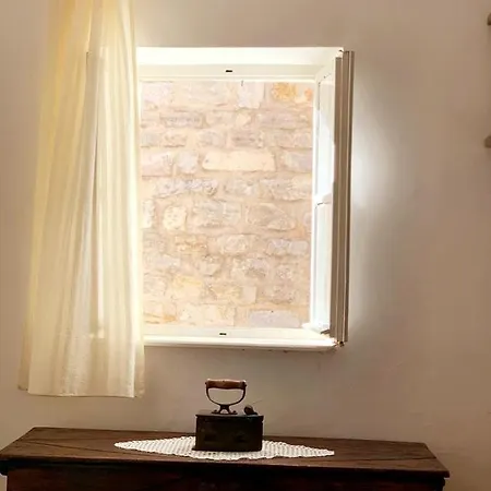 Villa Urbana, Old Town *