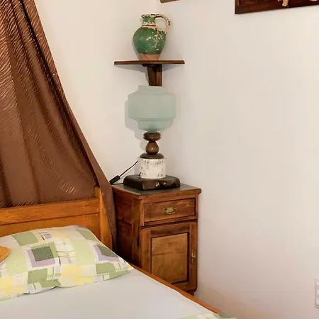 Villa Urbana, Old Town