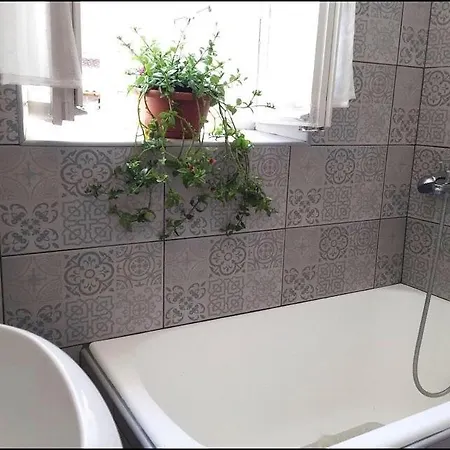 Villa Urbana, Old Town *