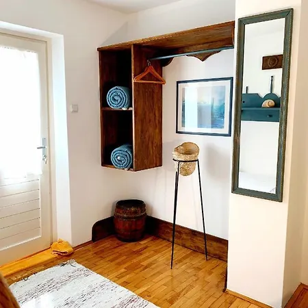 Villa Urbana, Old Town *